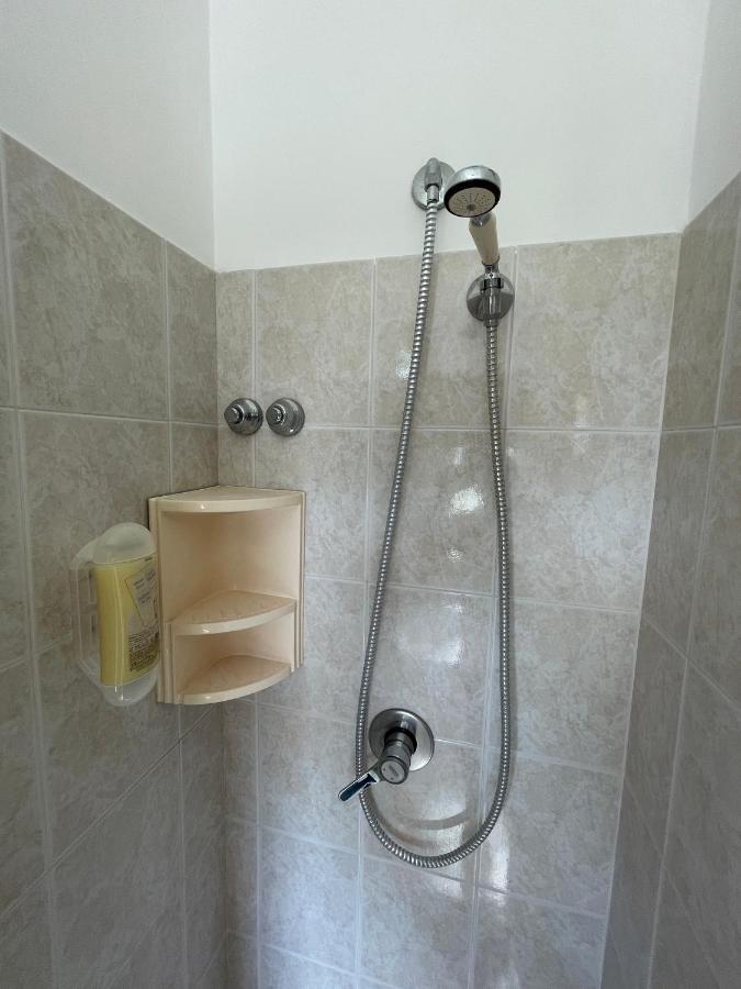Albergo Desiree Alba Adriatica Esterno foto