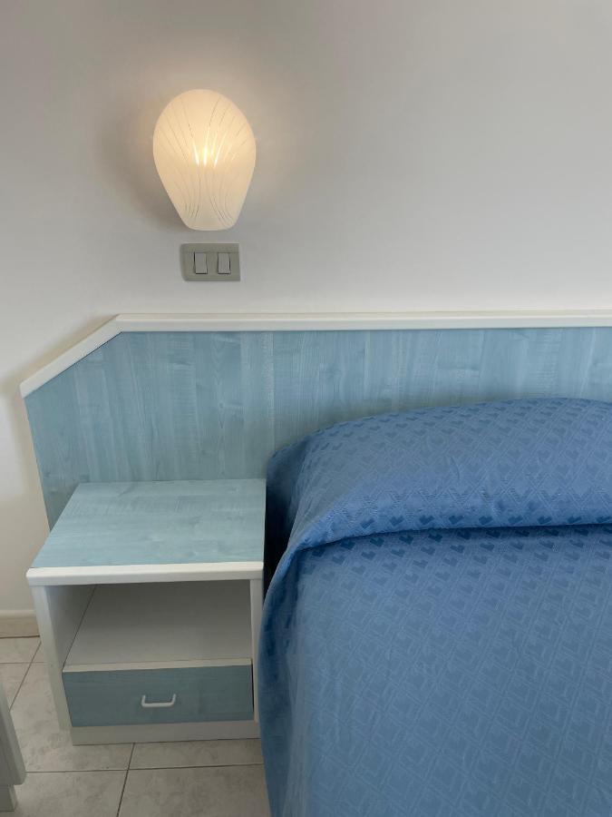 Albergo Desiree Alba Adriatica Esterno foto